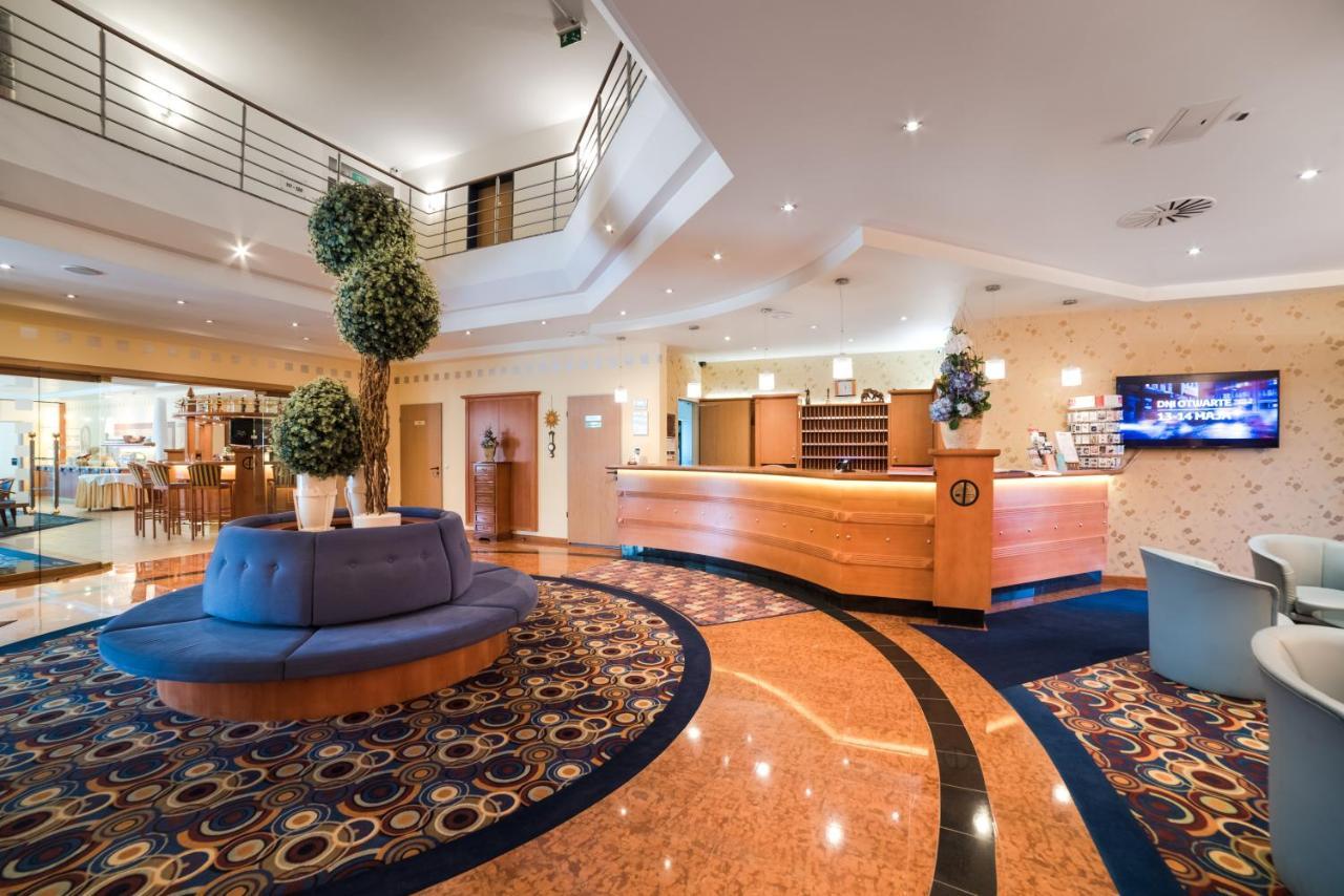 Hotel Partner Warsaw Exterior photo