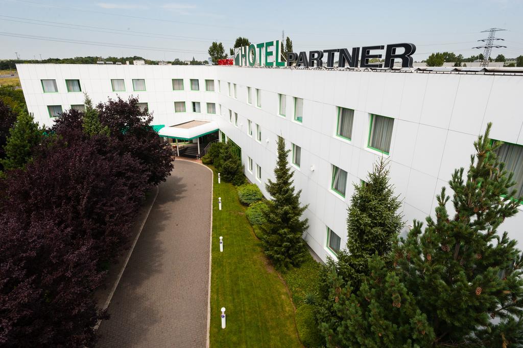Hotel Partner Warsaw Exterior photo