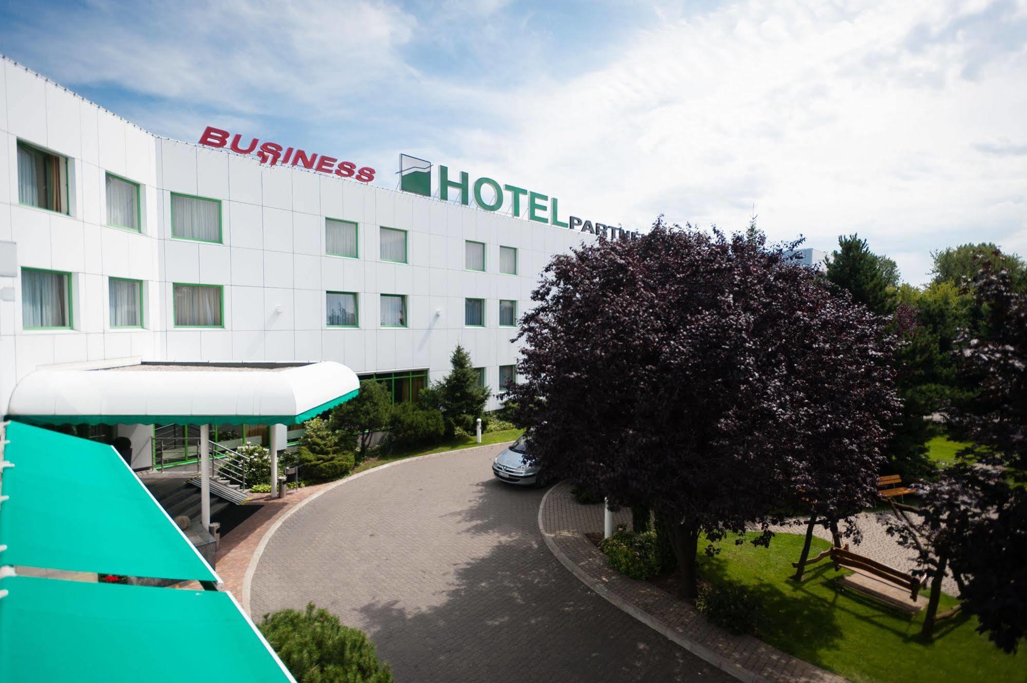 Hotel Partner Warsaw Exterior photo
